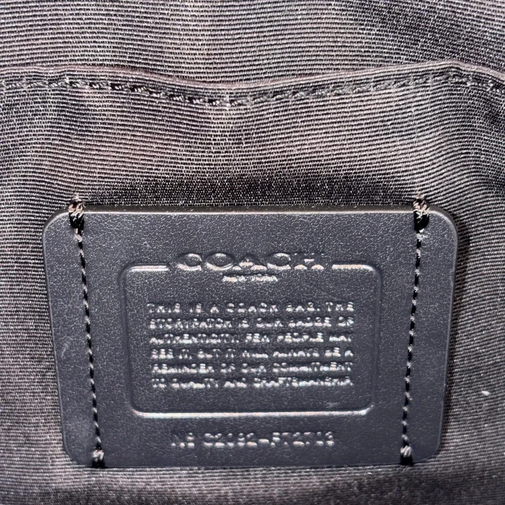 NWT Authentic Coach Jes Messenger Crossbody – Black Pebbled Leather F72703 - Picture 4 of 8